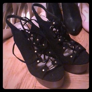 Lace up chunky heels